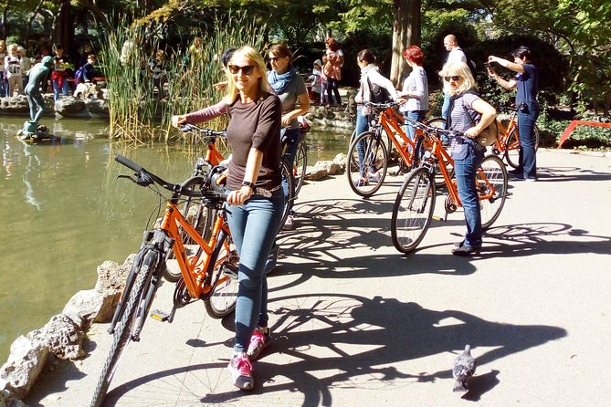 Budapest: Private Adventure Sightseeing Bicycle Tour - Elizabeth Lookout: when the city turns into a model