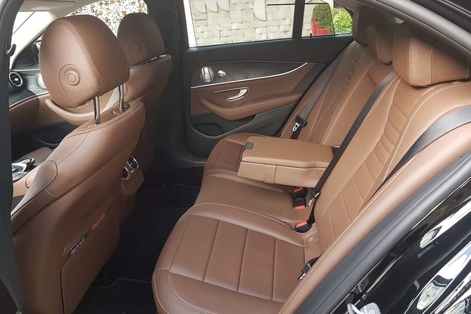 Budapest Private Airport Transfer in a Luxury Car - Budapest Airport to Central City: the 30-minute goal