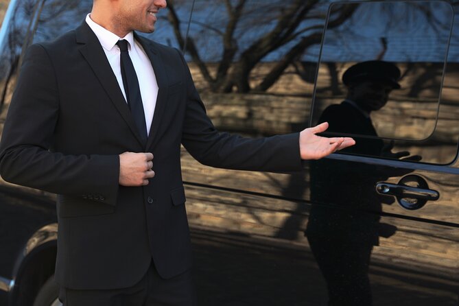 Budapest Private Airport Transfer in a Luxury Minivan - Price and Value: When $114.39 Per Group Makes Sense