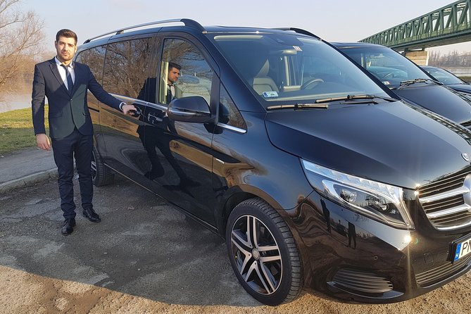 Budapest Private Airport Transfer in a Luxury Minivan - Arrivals Hall Pickup: How the Sign Routine Helps Fast