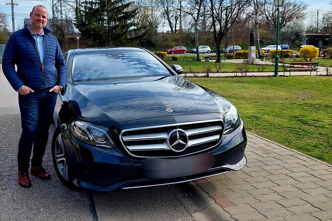 Budapest Private City Tour by car in 3 hours - A 3-hour private drive that gives you instant bearings