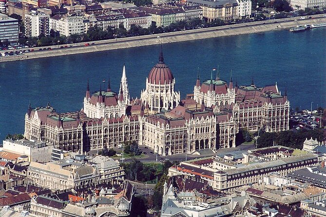 Budapest Private City Tour by car in 4 hours - Citadella viewpoint: best selfies energy, with 30 minutes to work