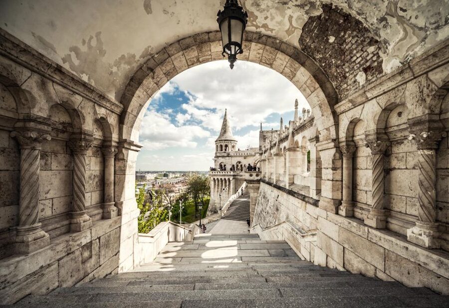 Budapest: Private City Tour with Local Guide - Parliament, Kossuth Square, and the Danube corridor