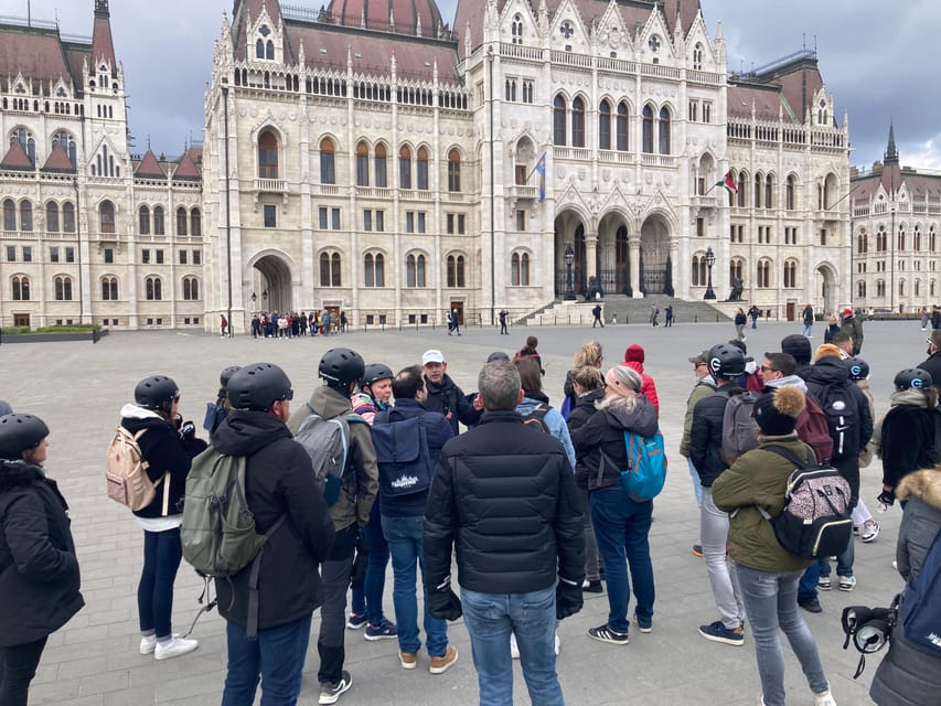 Budapest: Private Customizable Tour in French - Heroes’ Square and the City Park axis: big set pieces with guided meaning