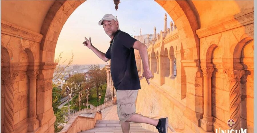 Budapest: Private Customizable Tour in French - Price and value: $200 per group up to 4