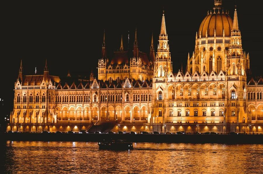 Budapest: Private Danube Yacht Cruise with Welcome Drink - On-board comfort: captain, host/hostess, and the welcome drink