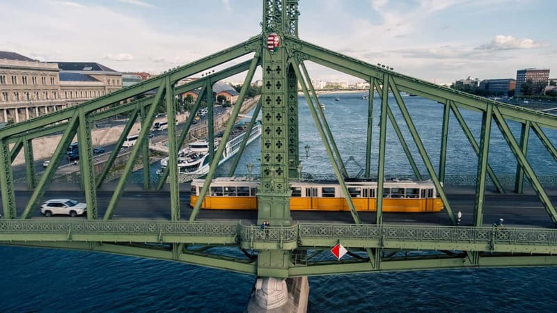 Budapest: private drone photo session - Start at Fővám tér: easy meeting point, then a purposeful walk