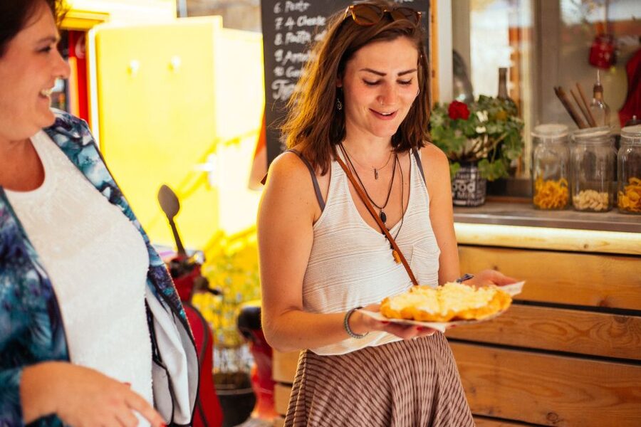 Budapest: Private Food Tour – 10 Tastings with Locals - Chasing the Hungarian classics: chimney cake and lángos