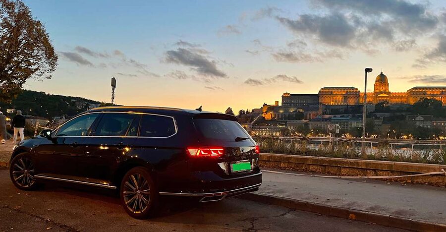Budapest: Private Sightseeing Tour by car - Heroes’ Square and the big Budapest moment