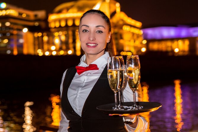 Budapest River Cruise with 1 Free Tokaj Frizzante and Audio Guide - The boat experience: decks, warmth, and seating that matters