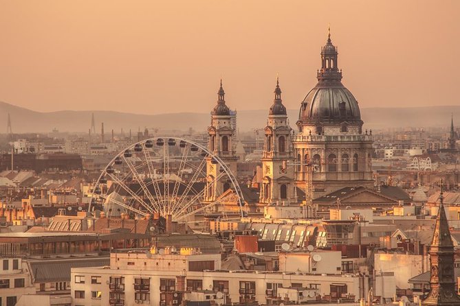 Budapest Romantic Private Tuk Tuk Tour - Gellért Hill and the Liberty Statue: your instant Budapest view