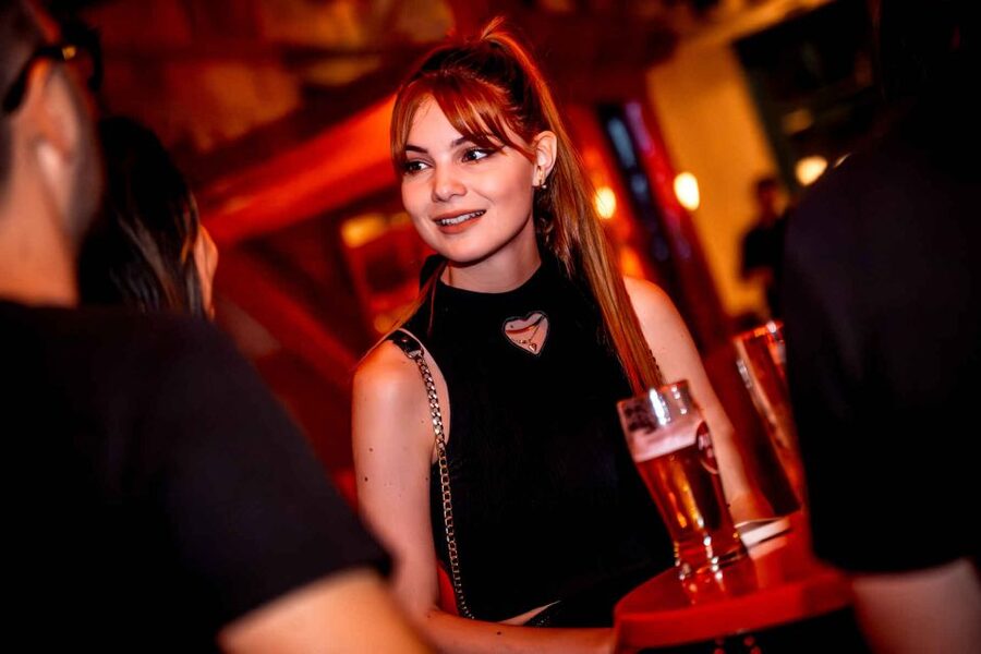 Budapest: Ruin Bar Pub Crawl with Entry Tickets - Budapest Ruin Bars: What Makes Them So Fun on a Pub Crawl