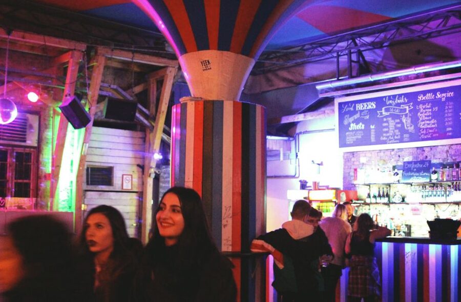 Budapest: Ruin Bar Tour - Meet your group and break the ice with party games