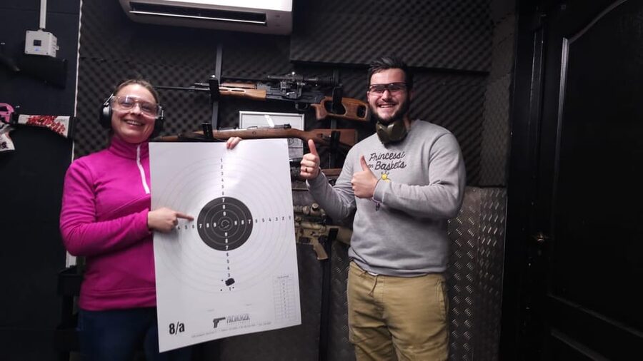Budapest: Shooting Experience for Couples, The Perfect Date - A Couple-Friendly Flow: How the Session Feels Like One Date