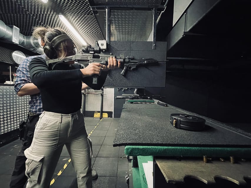 Budapest: Shooting Experience for Couples, The Perfect Date - What You Actually Shoot: The Gun Lineup and Shot Counts