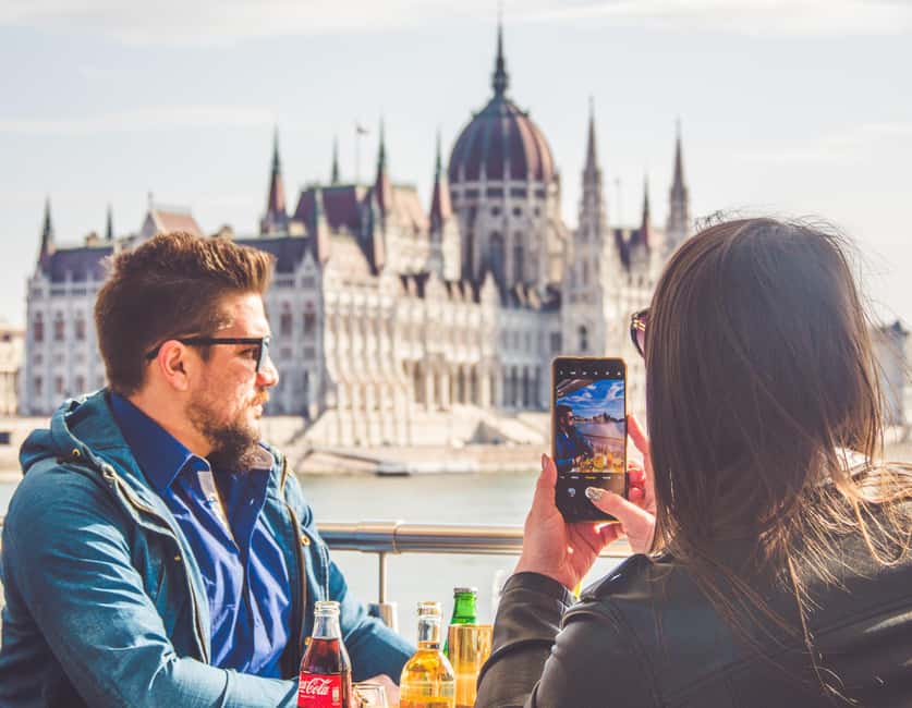 Budapest Sightseeing Cruise with Welcome Drink - Staff, Comfort, and the Rules That Keep It Moving