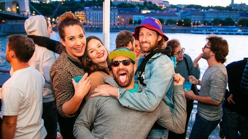 Budapest: Sip & Sail Danube Cruise with Unlimited Beer - Price and value: why $29 can work here