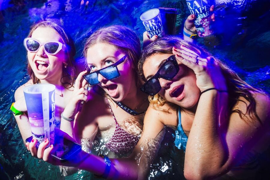 Budapest: Sparty - The Ultimate Late-Night Spa Party Ticket - What to bring (and what rules will affect you)