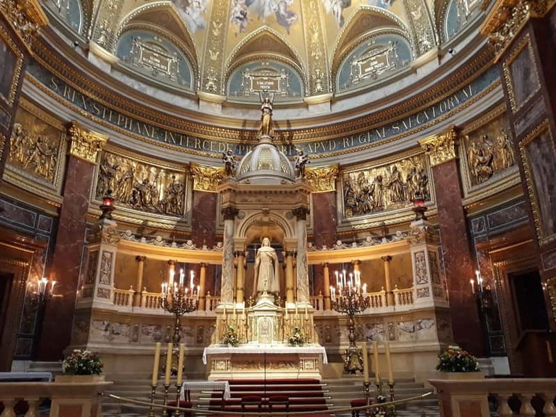 Budapest: St. Stephen's Basilica Tour & Music Performance - Meeting Point Details: Find the Maggino Guide Fast