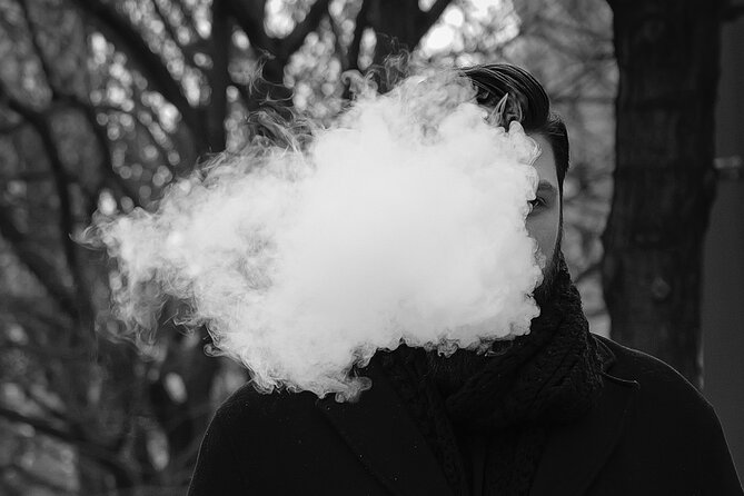 Budapest Street Photography by Lukacs Gabor - The Walking Part: A Simple Reality Check