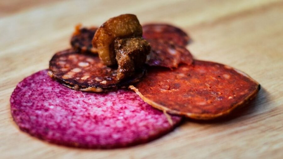 Budapest: Taste Gulyás & Hungarian Street Classics - Finding the orange umbrella: your simple start point
