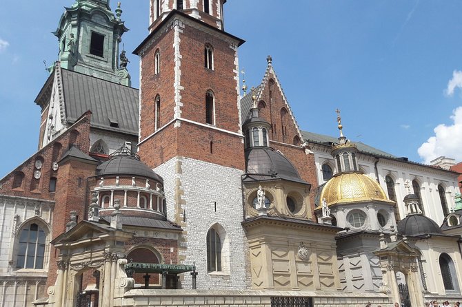 Budapest to Krakow private transfer - Pickup in Budapest: Fixed Time, Door-to-Door, and a Heads-Up