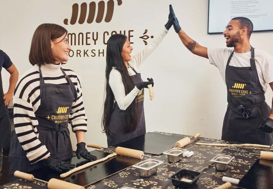 Budapest: Traditional Chimney Cake (Kürtőskalács) Workshop - Coffee or Tea + Certificate: Small Extras That Make It Feel Complete