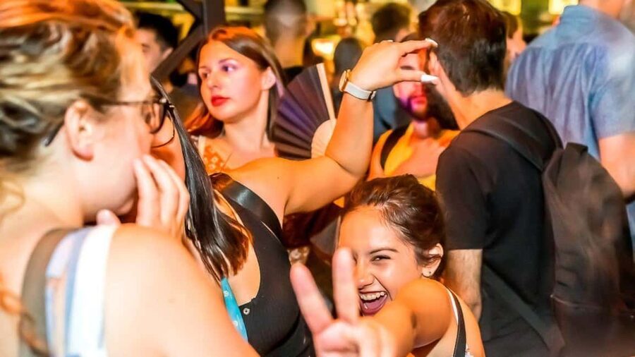 Budapest: Unmissable Bar Crawls with Shots & VIP Club Entry - Logistics that matter: walking, group size, and what to bring