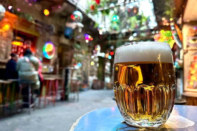 Budapest Urban Art - Private Street Art Tour with a Drink in a Ruin Bar - Hotel pickup to mural time: how the 2.5 hours are built