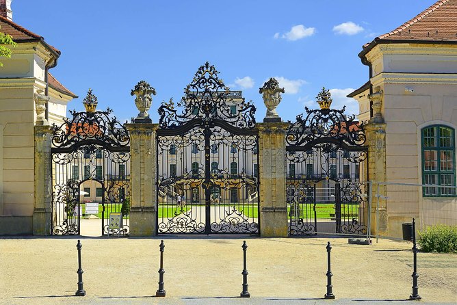 Budapest-Vienna One-Way Sightseeing Transfer - The Price: Is $324.41 Worth It?