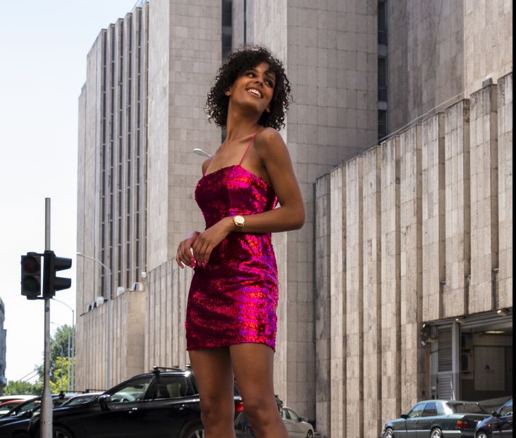 Budapest: Walking Tour and Photoshoot with Digital Photos - Key things to know before you go