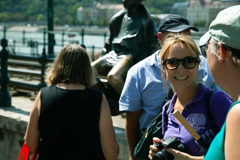 Budapest: Walking Tour to the Shoes Memorial and Parliament - Chain Bridge and Gresham Palace: the Danube moment you’ll remember