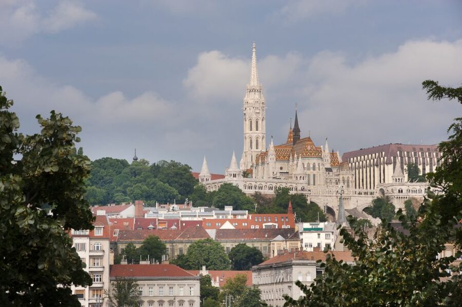 Budapest Walking Tour with a Professional Local Guide - Small-Group Feel: Why Questions Make the Tour Better
