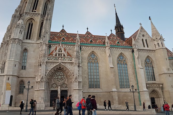 Budapest Walking Tour with Your Private Guide: 10+ Highlights - Getting your bearings: Pest-to-Buda time travel in about 3 hours