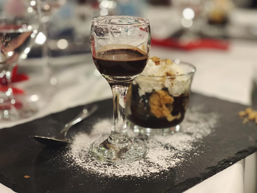 Budapest: Wine & Dine Cruise on the Danube - Onboard the Gróf Széchenyi: what the cruise feels like