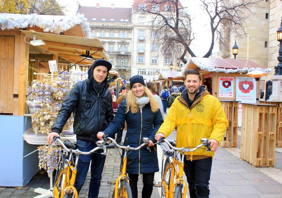 Budapest ❤️Winter Bike Tour with Coffee Stop❤️ - Why Winter Two-Wheel Budapest Works