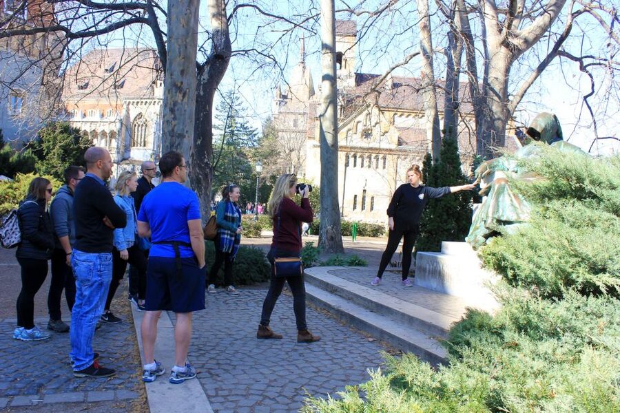 Budapest ❤️Winter Bike Tour with Coffee Stop❤️ - Liberty Square to Parliament: Soviet Relics and Big-State Budapest