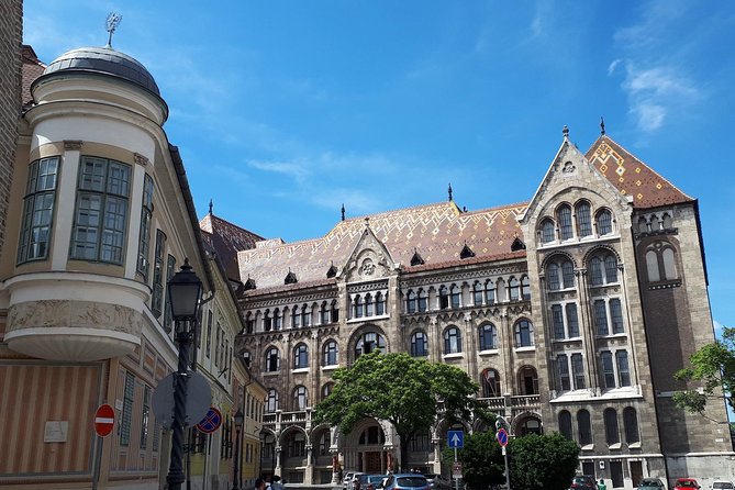 Castle district walk with legends - Church of Our Lady of Buda Castle: what’s actually peculiar?