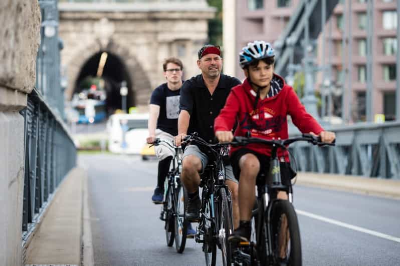Choose a bicycle and make your own tour in Budapest-24 hrs - Should You Book This Budapest 24-Hour Bike Setup?