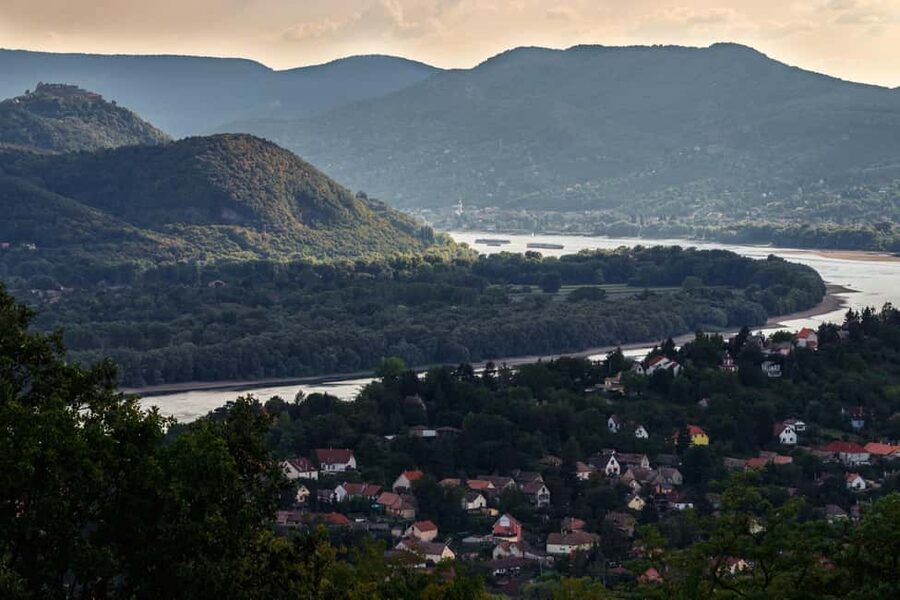 Danube Bend Day Trip - Nature Escape to Zebegény - A scenic day built around motion, not rushing