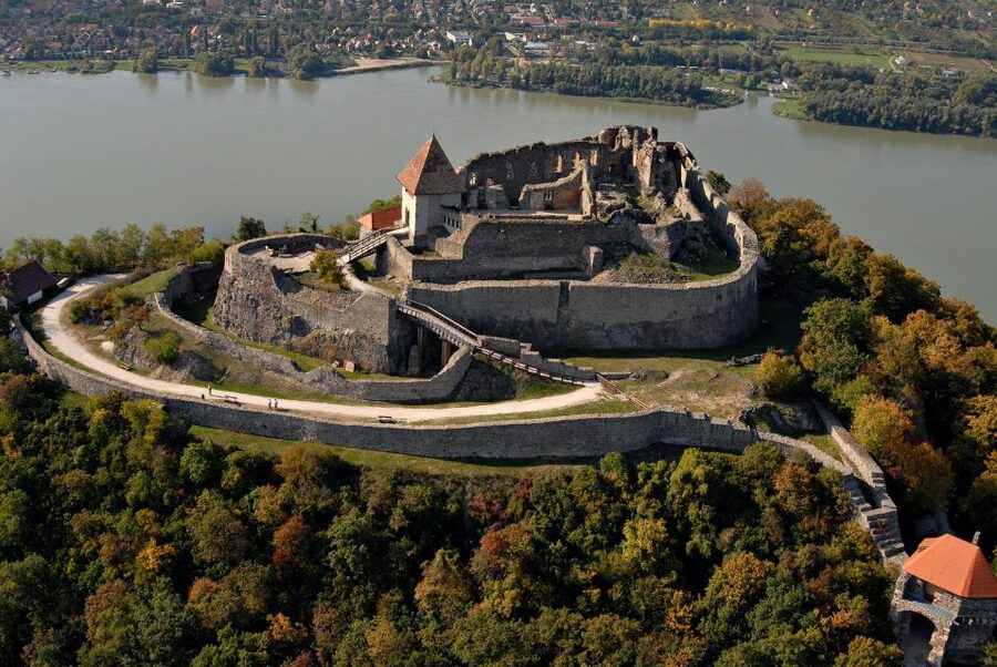 Danube Bend: Private 8-Hour Full Board Tour from Budapest - Private Guide + Real-Time Flexibility (and Which Languages)