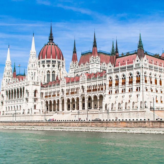 Downtown Budapest Private Guided Segway Tour - Duration and pacing: what 2 hours really means