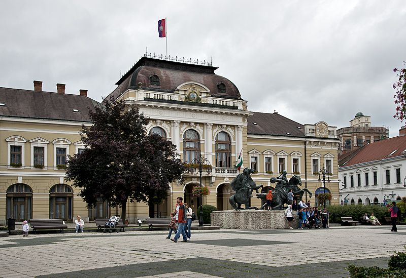 Eger, home to Bull's Bood, a private tour with winetaste - Eger in One Day: Why Northern Hungary Works So Well