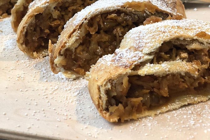 Enjoy a Hungarian Strudel Class & Local Wine Tasting - Finding the Class on Pannónia Street: Time, Transit, and How the Day Starts