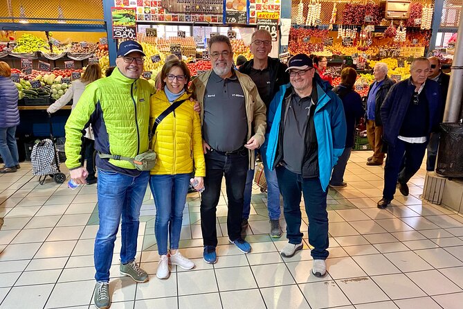 Exclusive Market Tour Budapest -Private Food Experience & Tasting - Guides: stories, clarity, and ingredient-focused answers