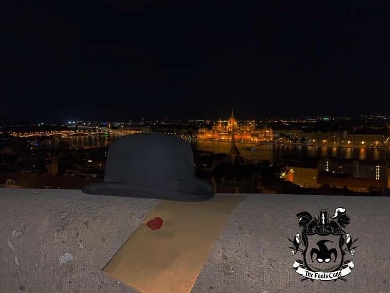 FoolsCode: EscapeRoom/Sightseeing tour with Actor Tourguide - Meeting at the Gazebo by Matthias Church