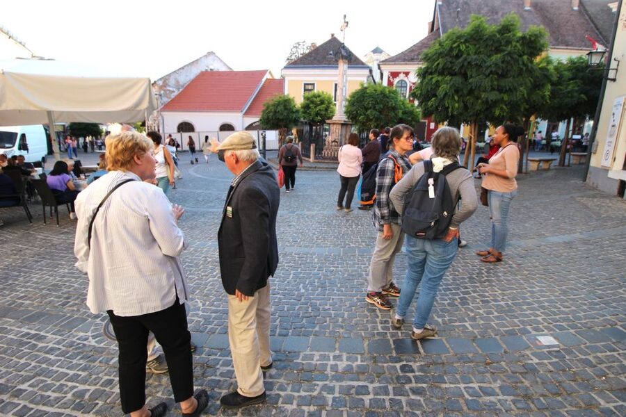 From Budapest: Danube Bend & Szentendre Tour with Lunch - A Quick Peek at Slovakia Across the Border