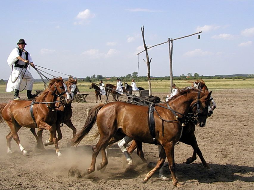 From Budapest: Full-Day Puszta Tour with Lunch and Show - Meeting point and smooth check-in at Eurama