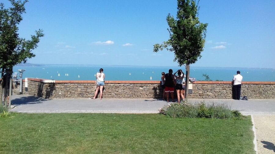 From Budapest: Lake Balaton Tour - Who this Lake Balaton day tour suits best