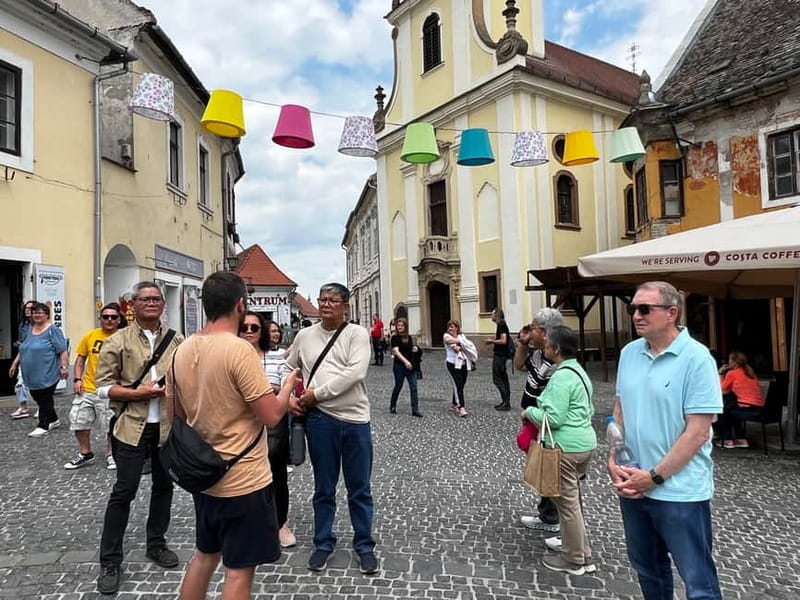 From Budapest: Szentendre Day Trip with Street Food - Break time, shopping, and an arts and crafts market hour